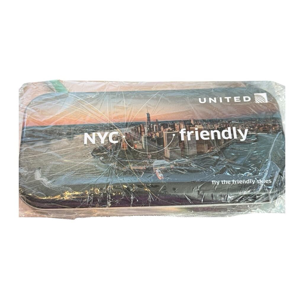 United Airlines Special Edition Amenity Kit Metal Tin NYC New York New Sealed